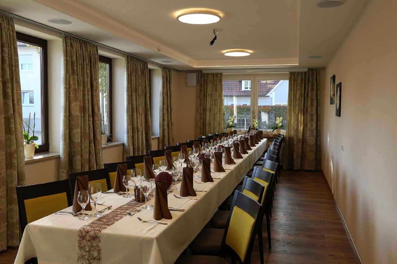 Zu Muellers Winkelhausen Hotel Langenmosen Exterior photo